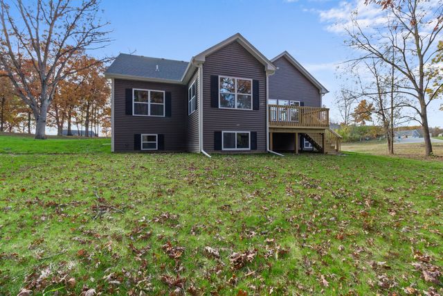 717 Druim Trail, Crown Point, IN 46307