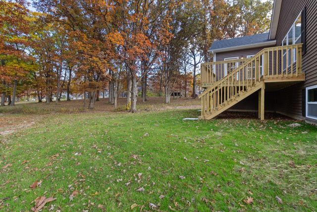 717 Druim Trail, Crown Point, IN 46307