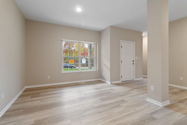 717 Druim Trail, Crown Point, IN 46307