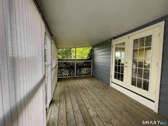 18 Old South Cove Road, Old Saybrook, CT 06475