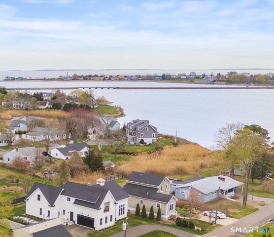 18 Old South Cove Road, Old Saybrook, CT 06475