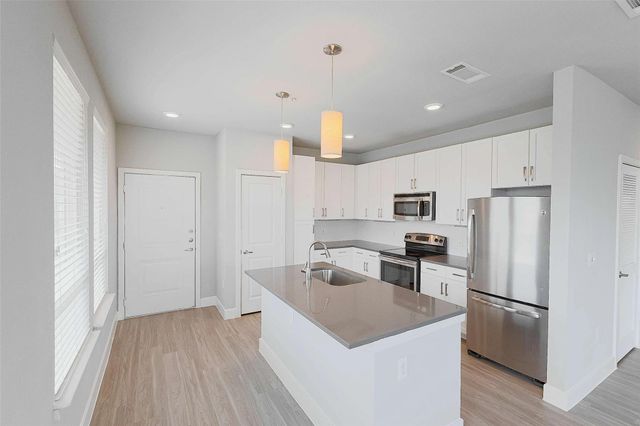 4800 Steiner Ranch BLVD 14-206, Austin, TX 78732