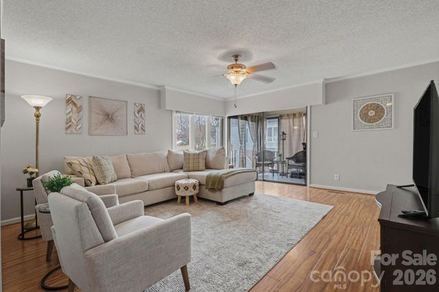 201 Eastwood Drive 401, Salisbury, NC 28146