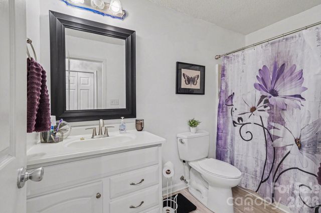 201 Eastwood Drive 401, Salisbury, NC 28146