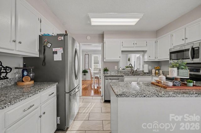 201 Eastwood Drive 401, Salisbury, NC 28146