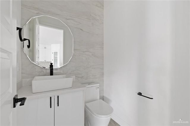 3816 Zimmerius Avenue, Mcallen, TX 78504