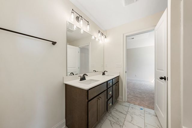 657 Lee Road 0334, Salem, AL 36874