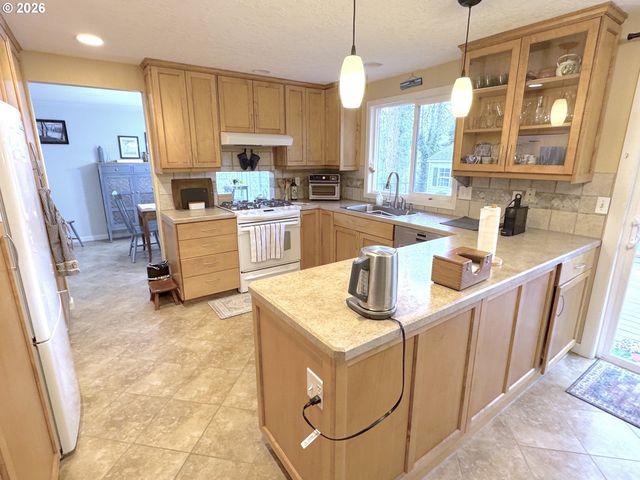 970 Nw 176TH Ave, Beaverton, OR 97006