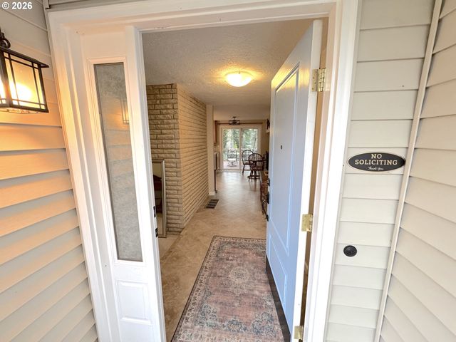 970 Nw 176TH Ave, Beaverton, OR 97006