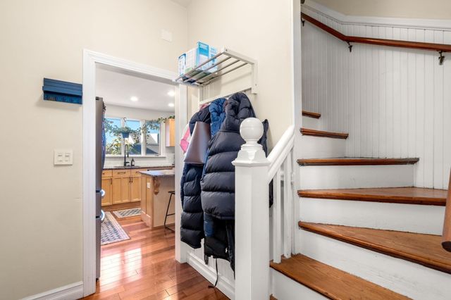 3 Hampshire St, Everett, MA 02149