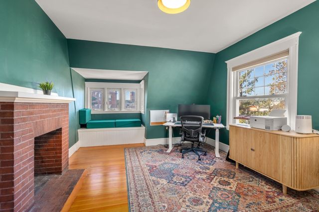 3 Hampshire St, Everett, MA 02149