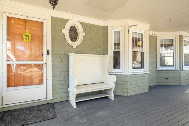 3 Hampshire St, Everett, MA 02149