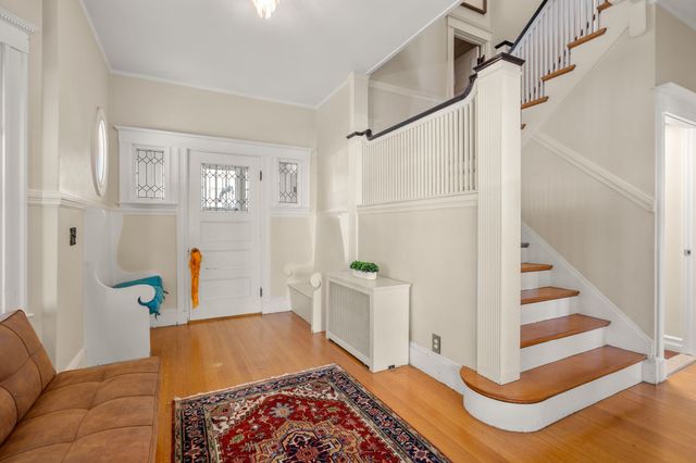 3 Hampshire St, Everett, MA 02149