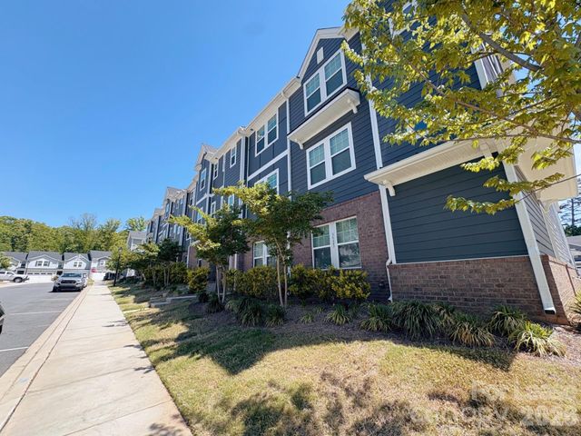 3521 Auburn Curb Road, Charlotte, NC 28217