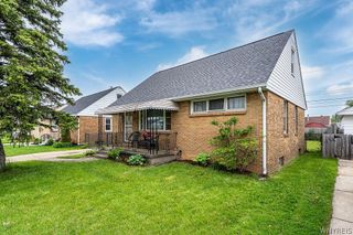 246 North Willowlawn Parkway, Cheektowaga, NY 14206