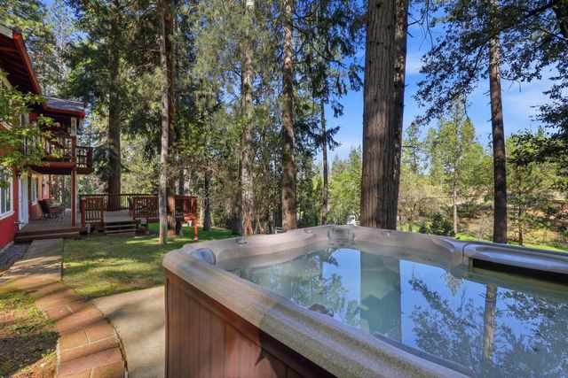 3000 Pleasant Oak Rd, Placerville, CA 95667