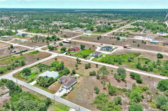 914 Mercury AVE S, Lehigh Acres, FL 33974