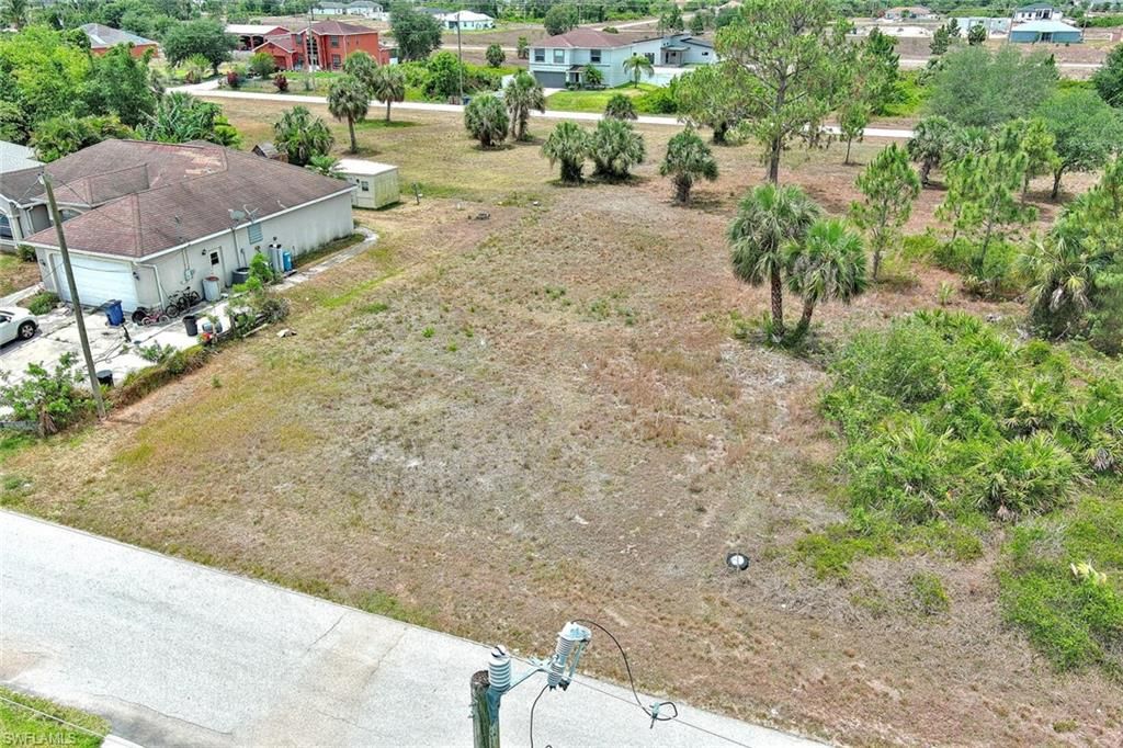 914 Mercury AVE S, LEHIGH ACRES, FL 33974 — photo 4