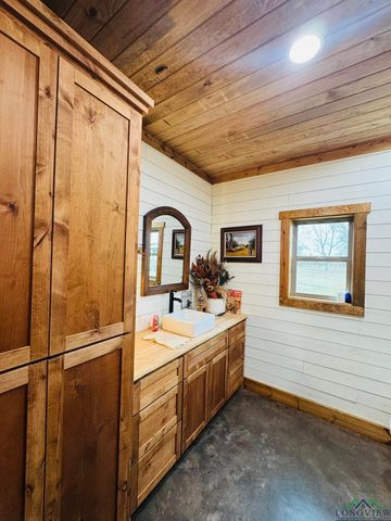 375 CR 4119, Atlanta, TX 75551