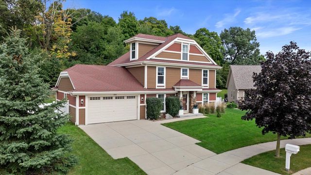 914 Durango DRIVE, Hartford, WI 53027