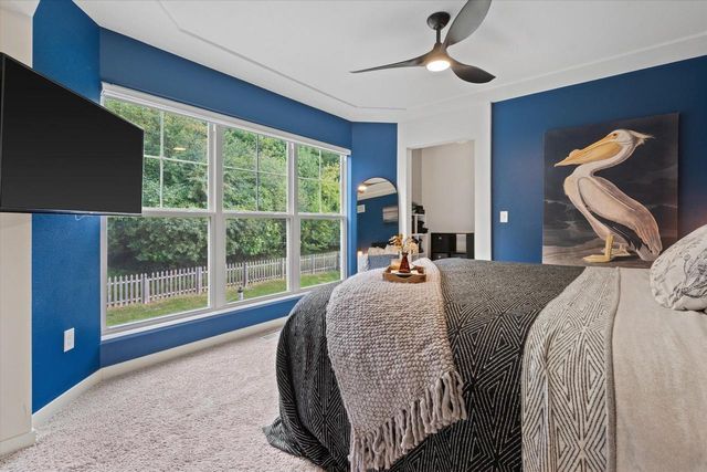 914 Durango DRIVE, Hartford, WI 53027
