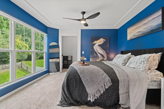 914 Durango DRIVE, Hartford, WI 53027