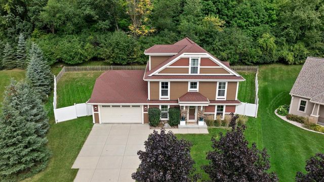 914 Durango DRIVE, Hartford, WI 53027