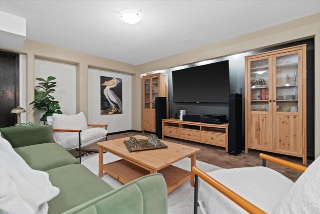 914 Durango DRIVE, Hartford, WI 53027