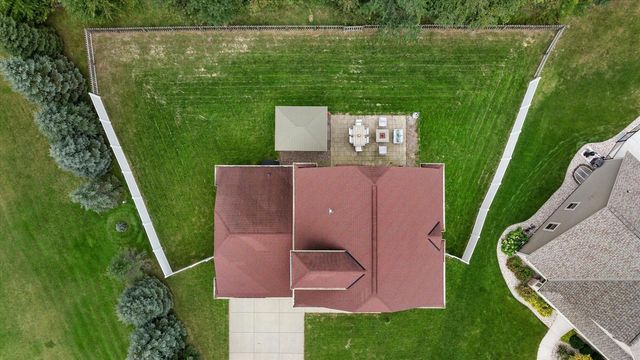 914 Durango DRIVE, Hartford, WI 53027
