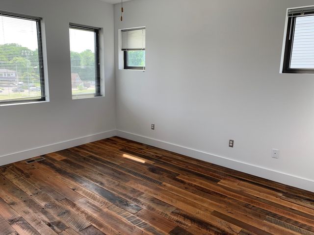 1225 4th Ave S Apt 202, Nashville, TN 37210