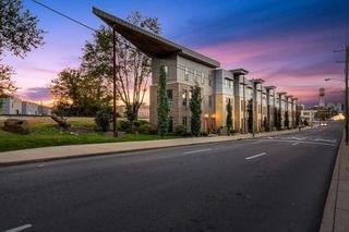 1225 4th Ave S Apt 202, Nashville, TN 37210