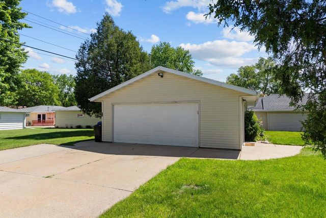 834 W GRANT STREET, Appleton, WI 54914