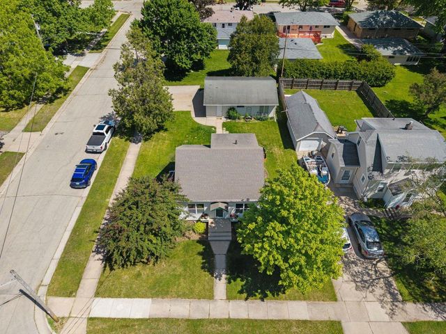834 W GRANT STREET, Appleton, WI 54914