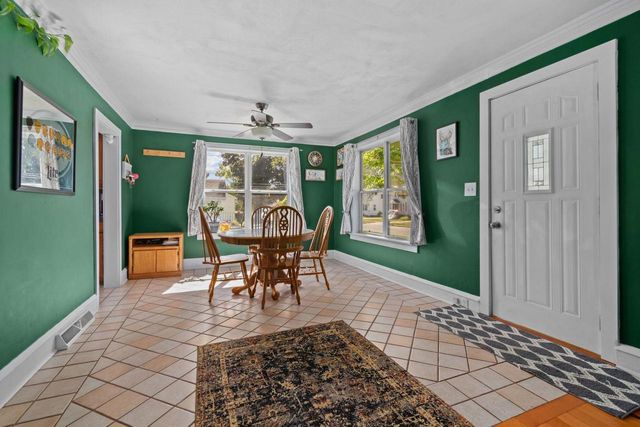834 W GRANT STREET, Appleton, WI 54914