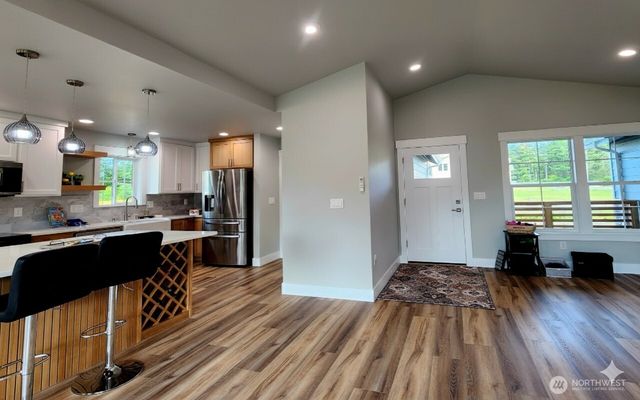 337 Mount Olympus Avenue SE, Ocean Shores, WA 98569