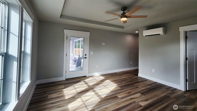 337 Mount Olympus Avenue SE, Ocean Shores, WA 98569