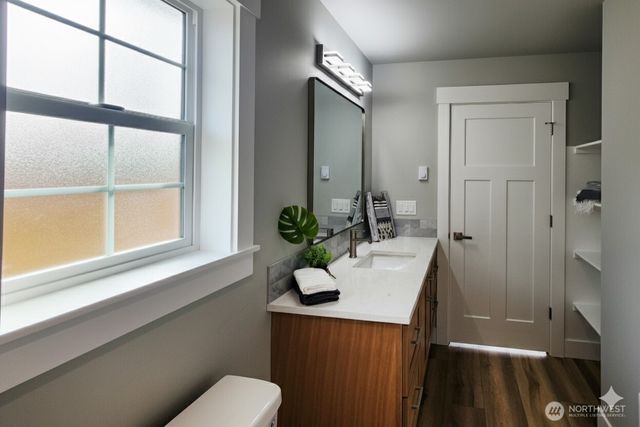 337 Mount Olympus Avenue SE, Ocean Shores, WA 98569