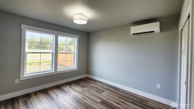 337 Mount Olympus Avenue SE, Ocean Shores, WA 98569