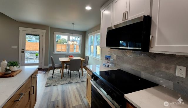 337 Mount Olympus Avenue SE, Ocean Shores, WA 98569