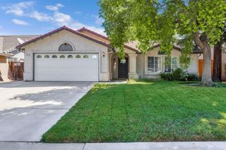 3812 E Auburn Drive, Visalia, CA 93292