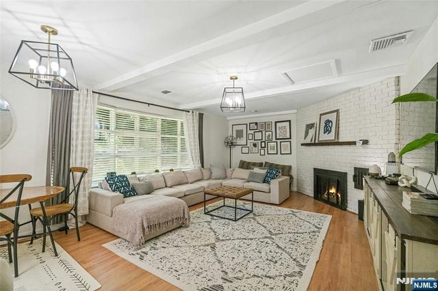 265 Jefferson Avenue, Cresskill, NJ 07626