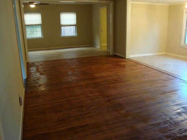 143 Whipple Drive, Bellaire, TX 77401