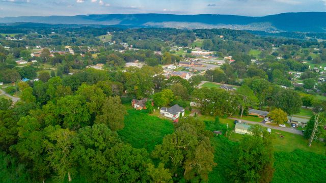 287 S Oak Street, Whitwell, TN 37397
