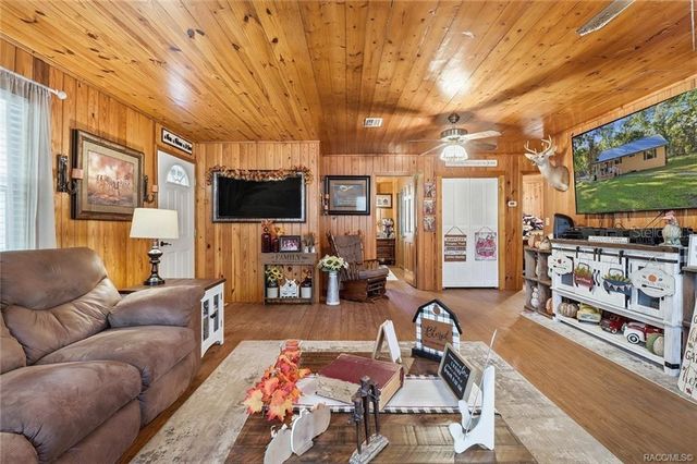 8110 SW 88TH LANE, Trenton, FL 32693