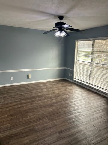 409 Wildwood Drive, Mesquite, TX 75149