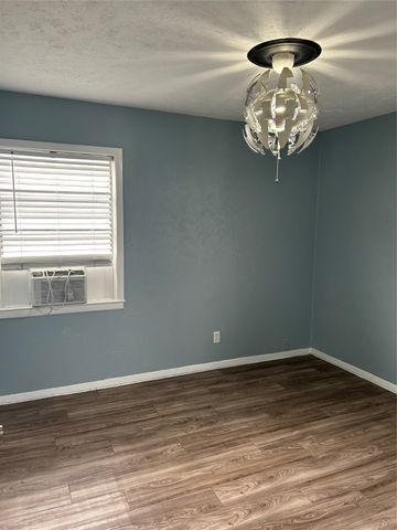 409 Wildwood Drive, Mesquite, TX 75149