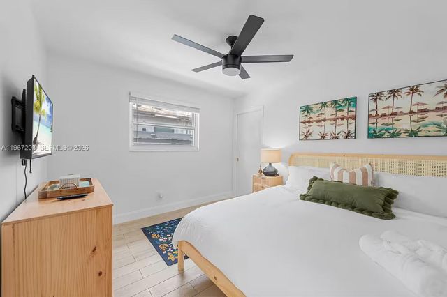 1469 NW 10th St, Dania Beach, FL 33004