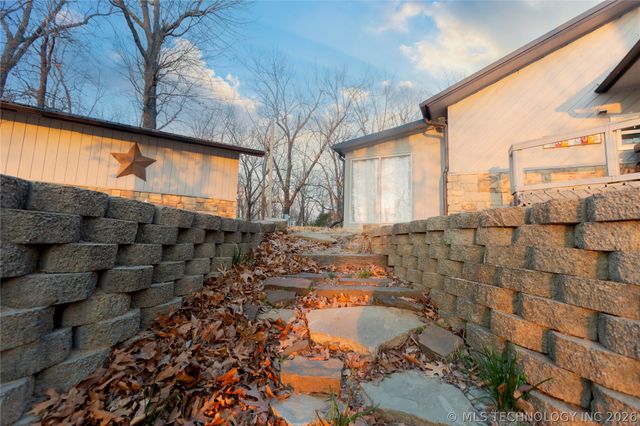 116942 S 4244 Road, Eufaula, OK 74432