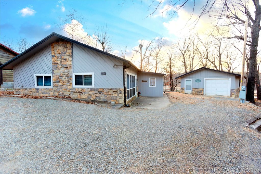 116942 S 4244 Road, Eufaula, OK 74432