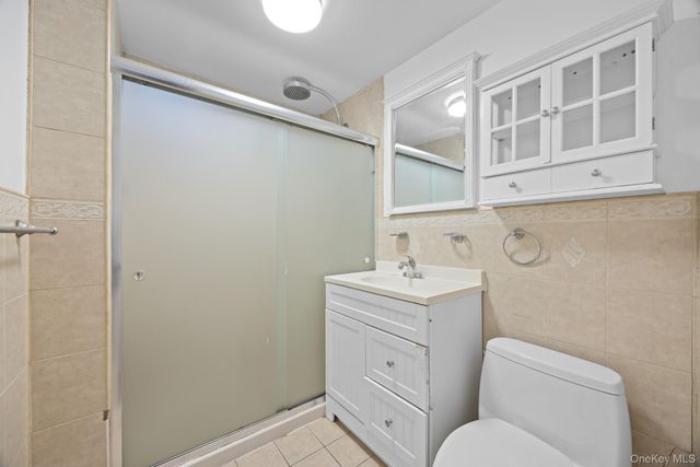 16737 109th Road, Jamaica, NY 11433